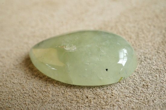 プレナイト（Prehnite）